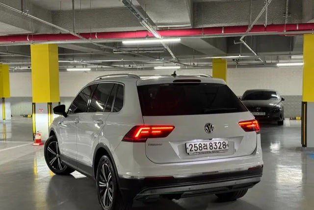 Volkswagen Tiguan foto 1