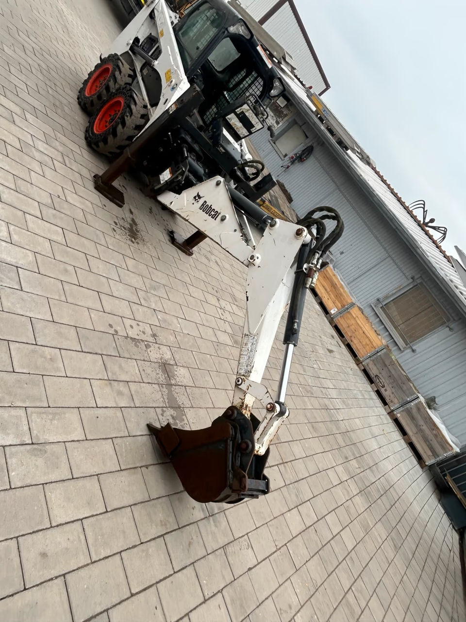 Экскаватор Bobcat 725S на мини-погрузчик с бортовым поворотом фото 3