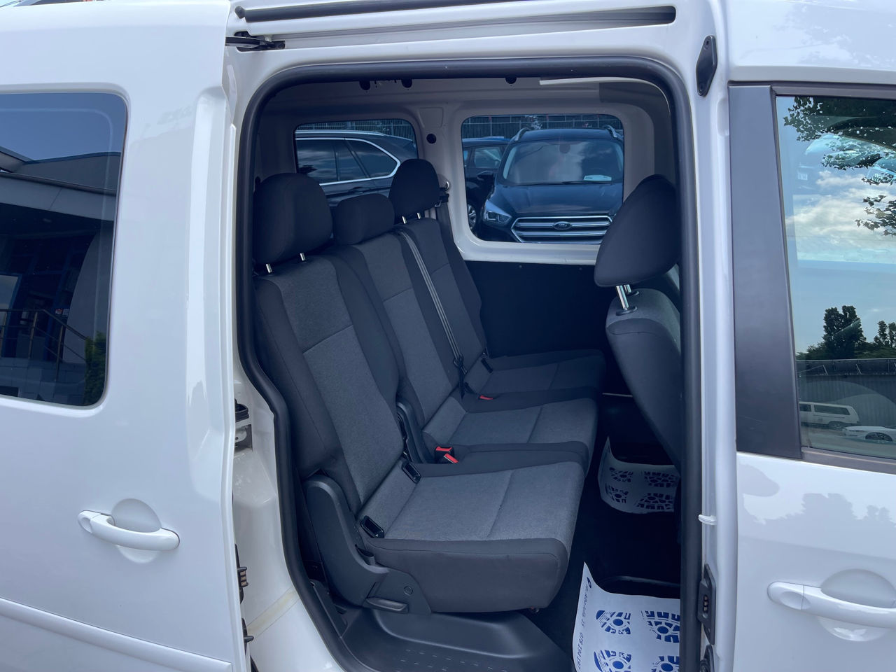 Volkswagen Caddy foto 16