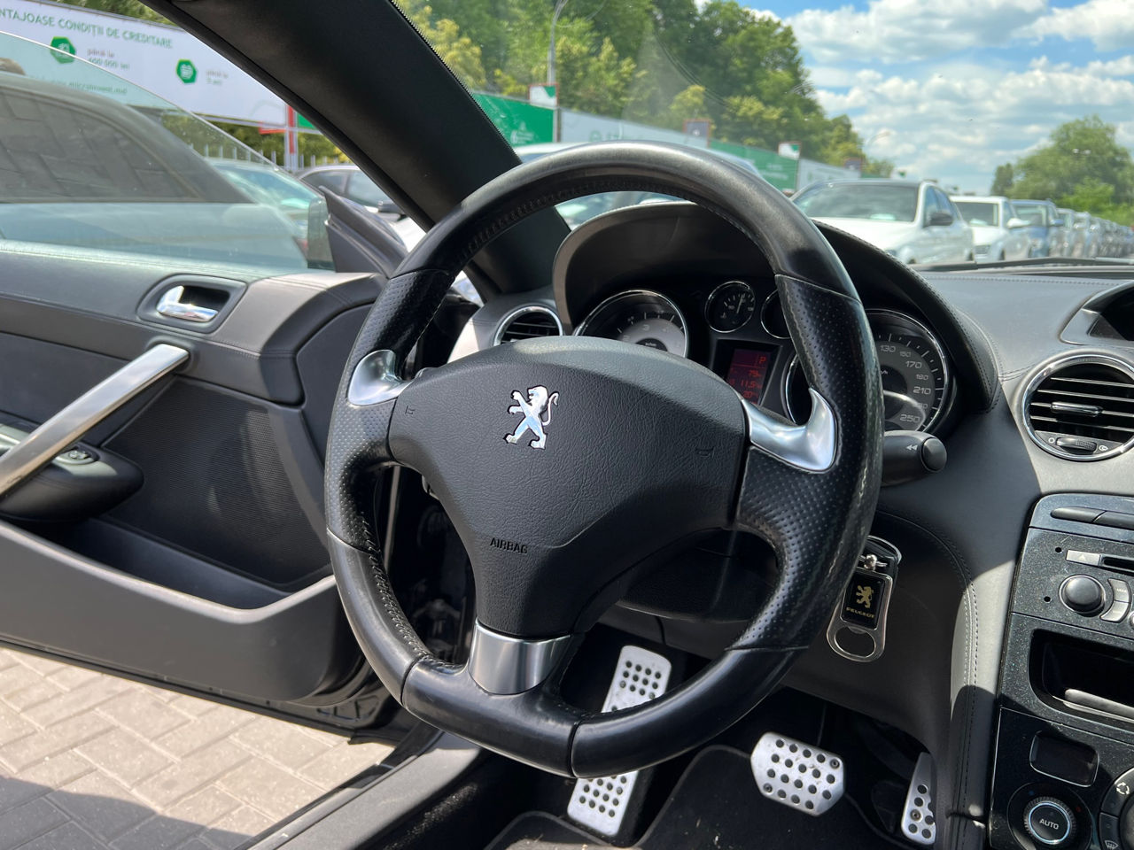 Peugeot RCZ фото 11