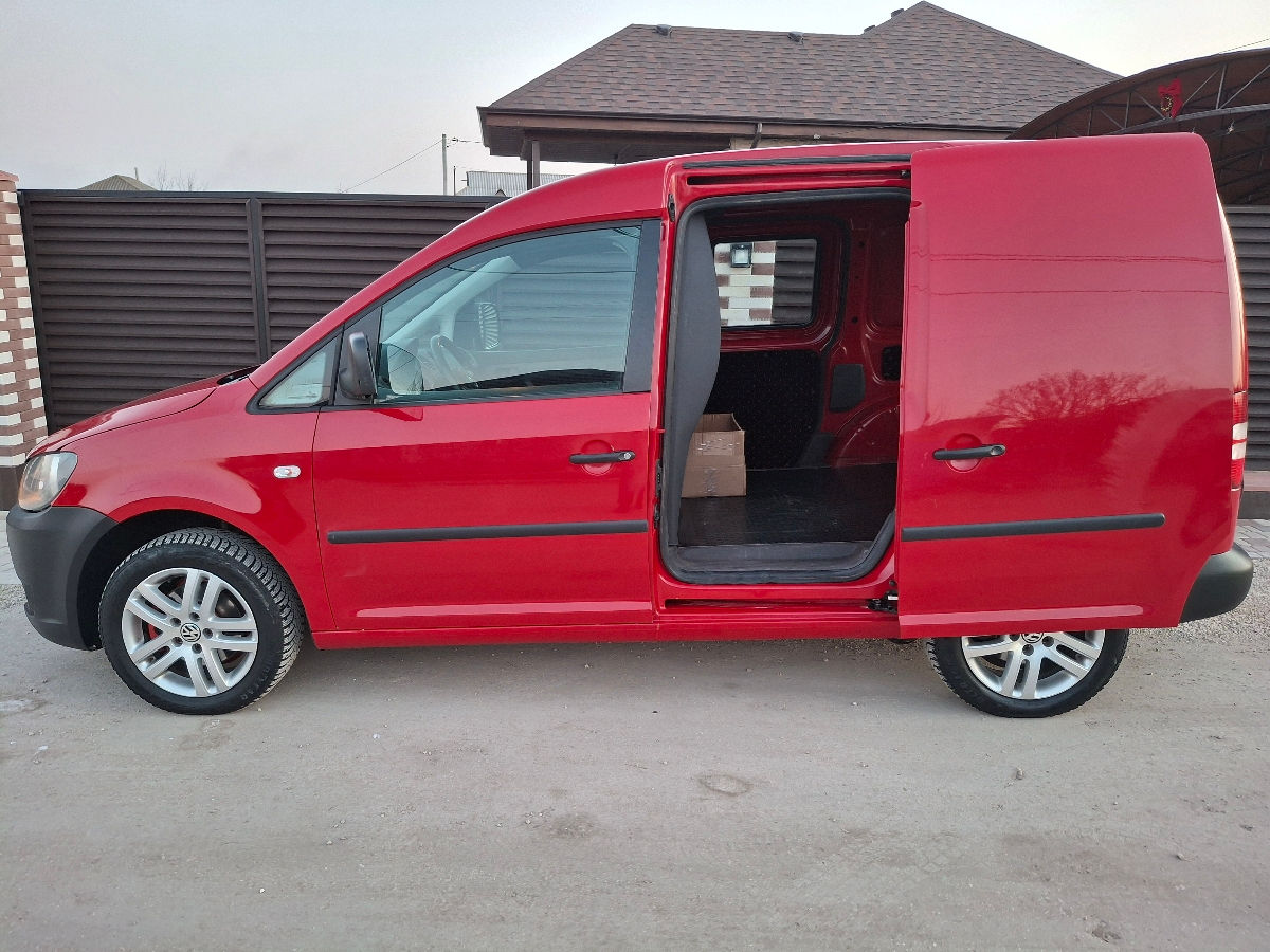 Volkswagen Caddy foto 1