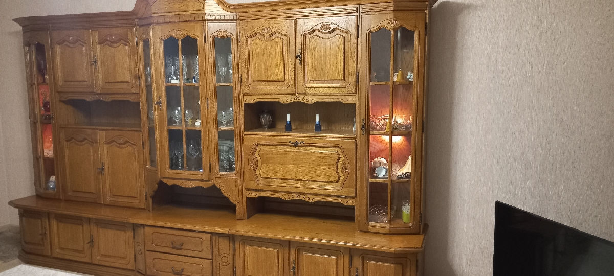 Mobila din lemn natural  foto 1