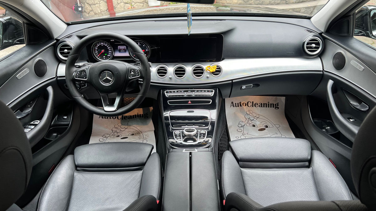 Mercedes E-Class foto 4