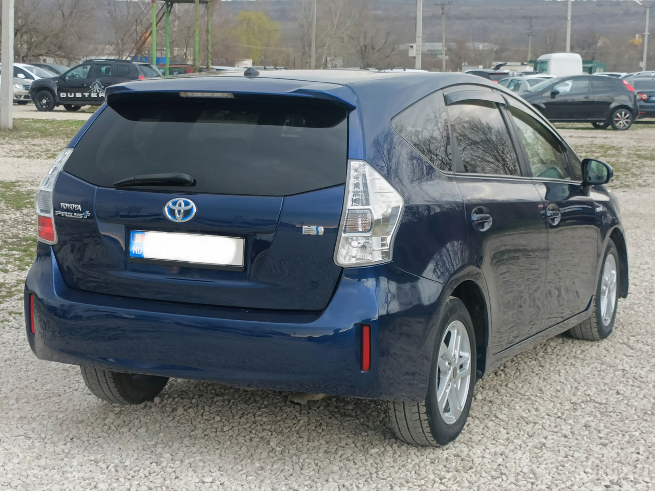 Toyota Prius + foto 4