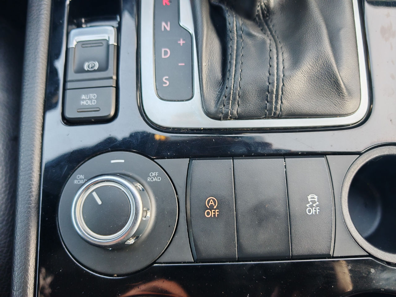 Volkswagen Touareg foto 14
