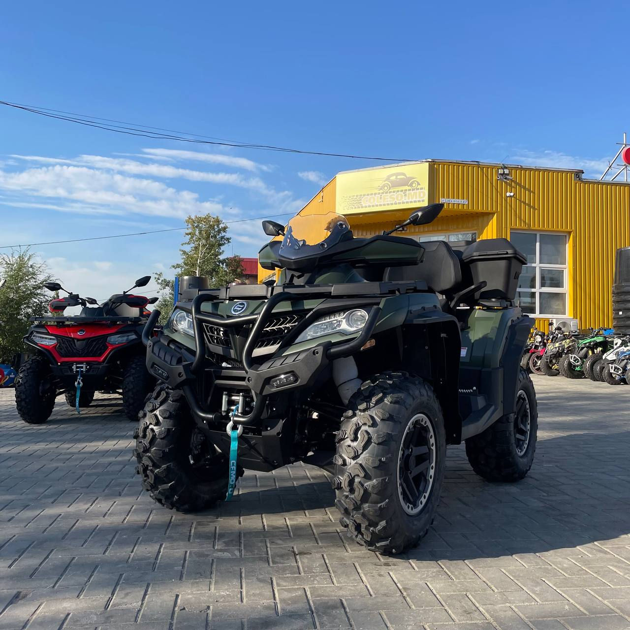 CFMOTO CFORCE 1000L Tour. foto 1