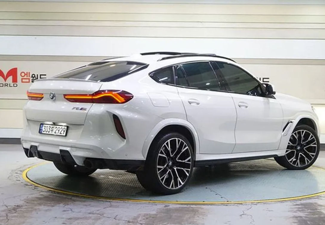 BMW X6 M foto 1