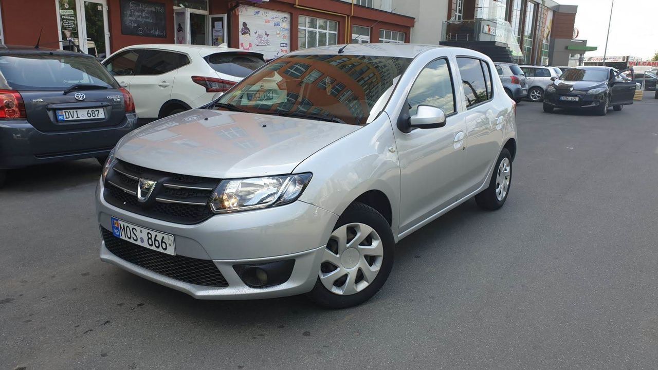 Chirie auto/аренда авто - livrare /доставка 24/24 , arenda auto , rent a car foto 7