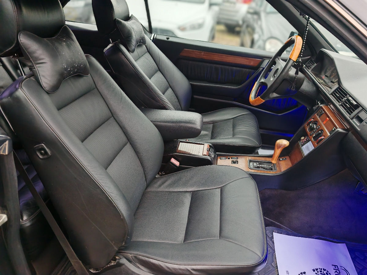 Mercedes E-Class фото 6