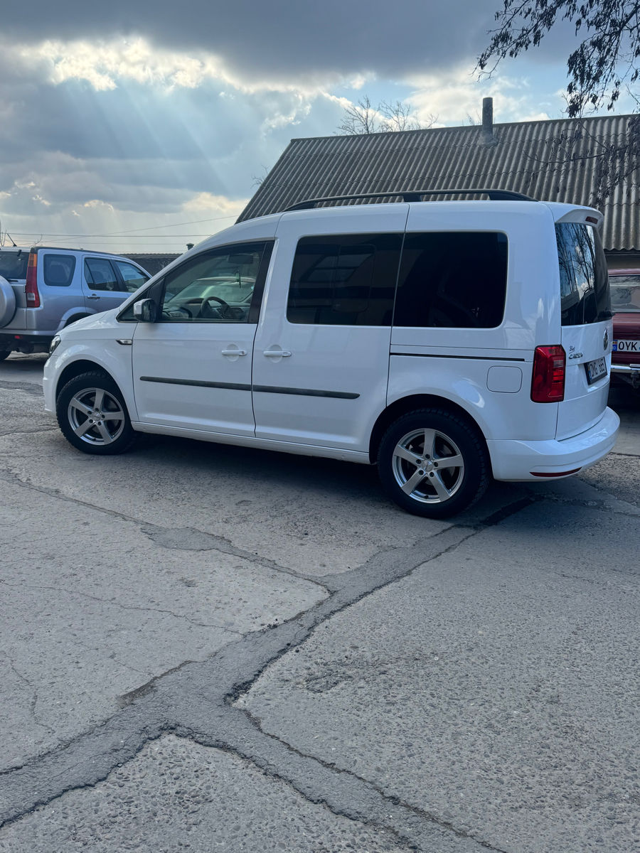 Volkswagen Caddy foto 2