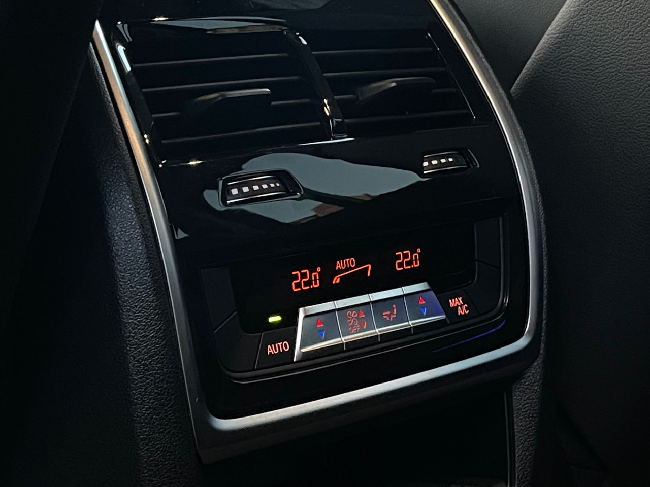 BMW X7 foto 14