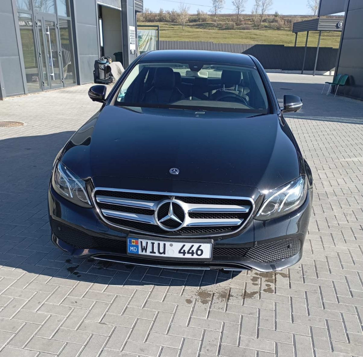 Mercedes E-Class foto 0