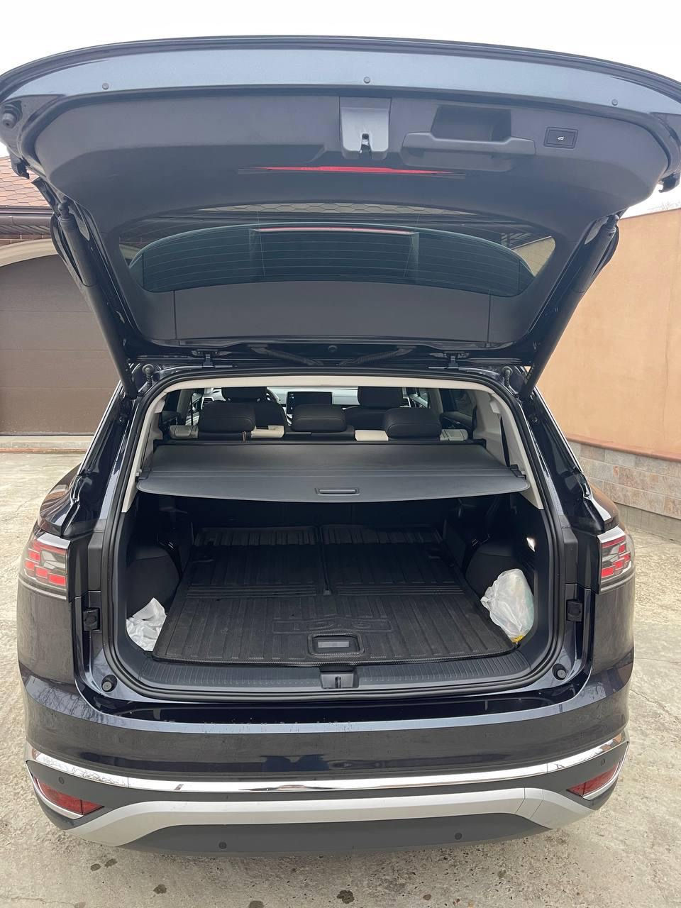 Volkswagen ID.6 Crozz фото 8