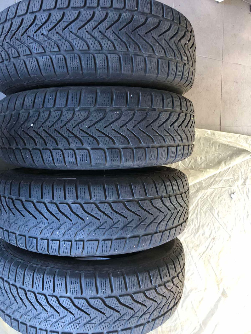 Lassa зимние 235/65 r17. 1 сезон проехала. 90% протектор foto 6