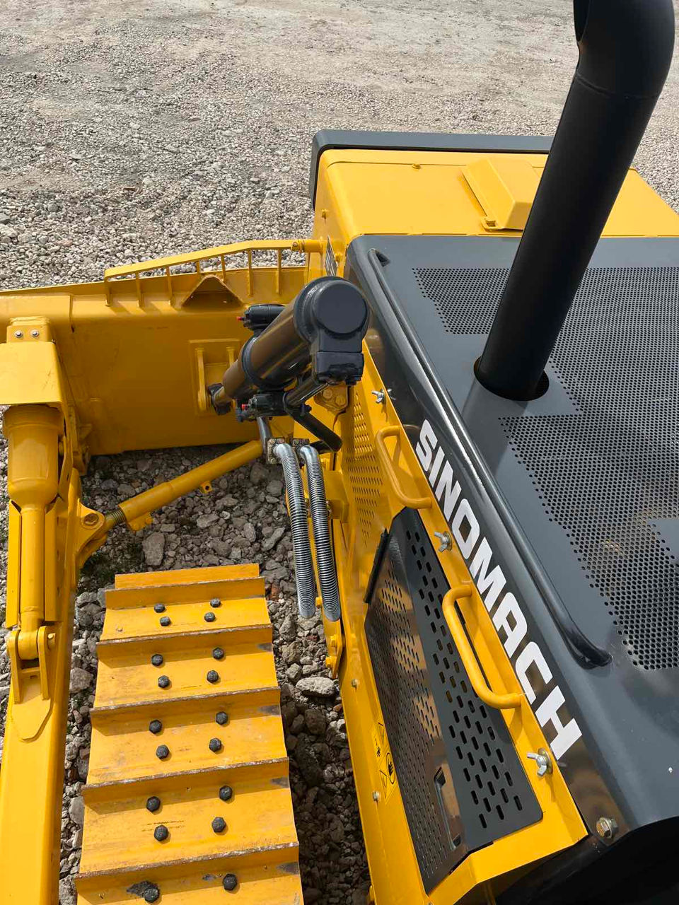 Buldozer 17t foto 3