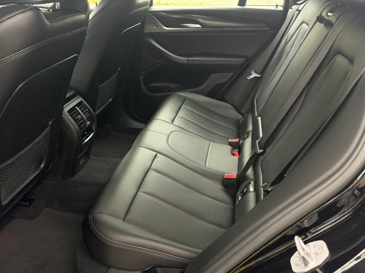 BMW X4 2022 photo 17