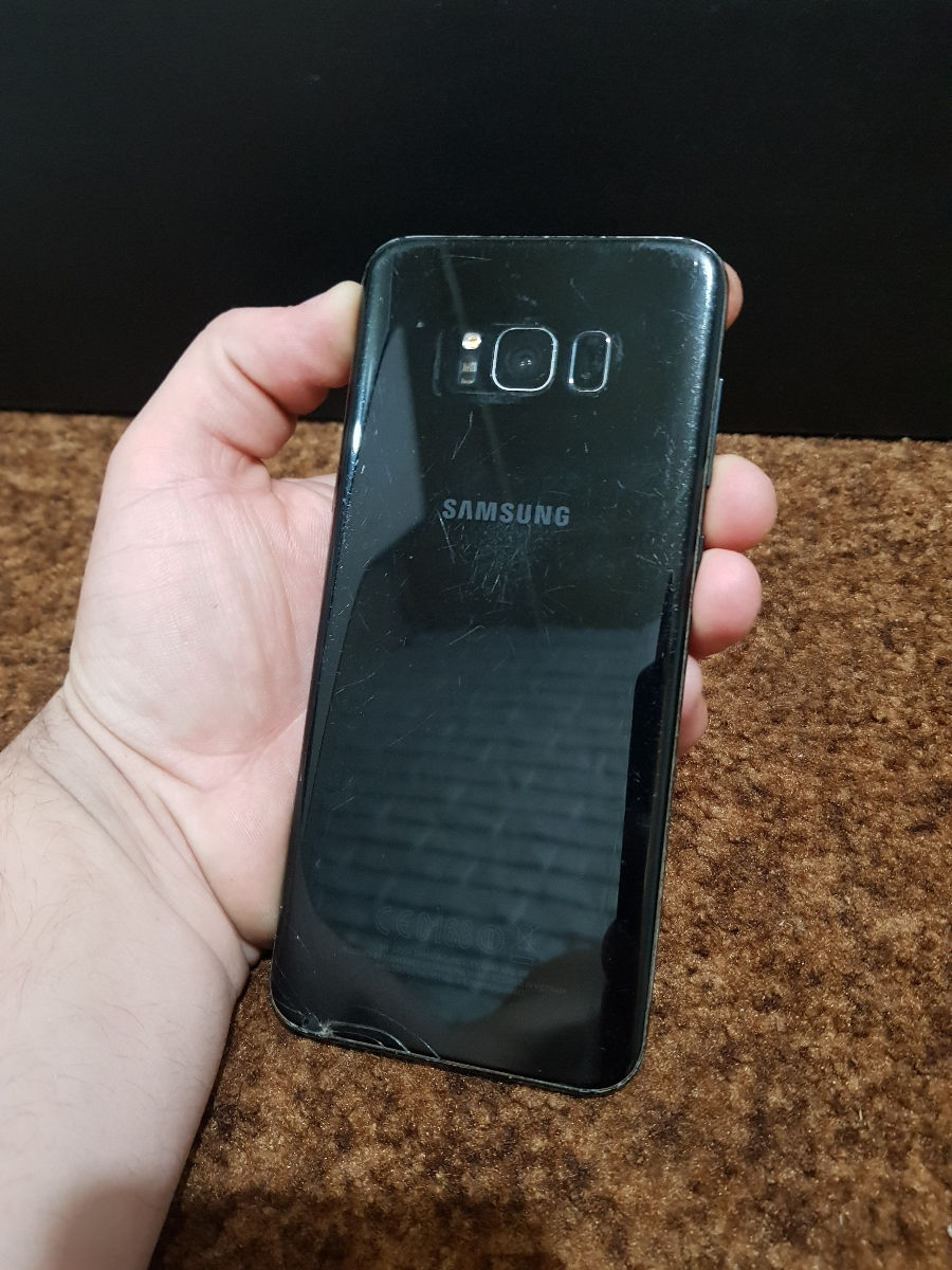 Samsung Galaxy S8+ foto 0