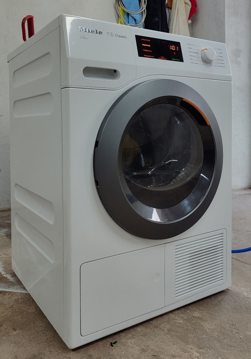 Сушильная машина Miele T1 фото 2