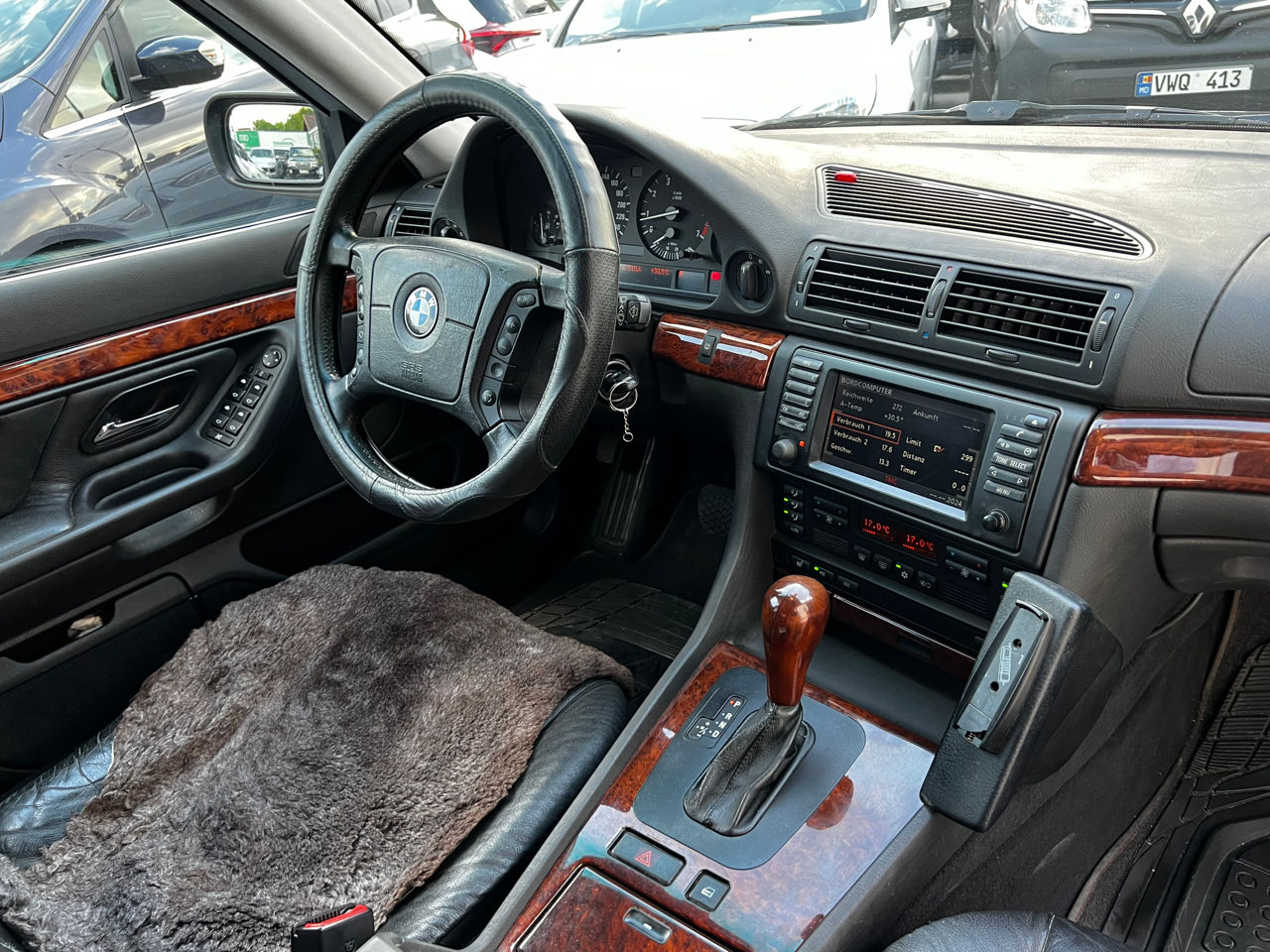 BMW 7 Series foto 13