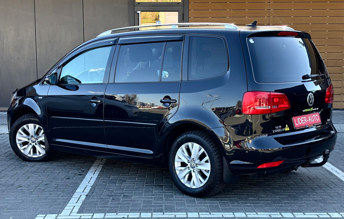 Volkswagen Touran фото 5