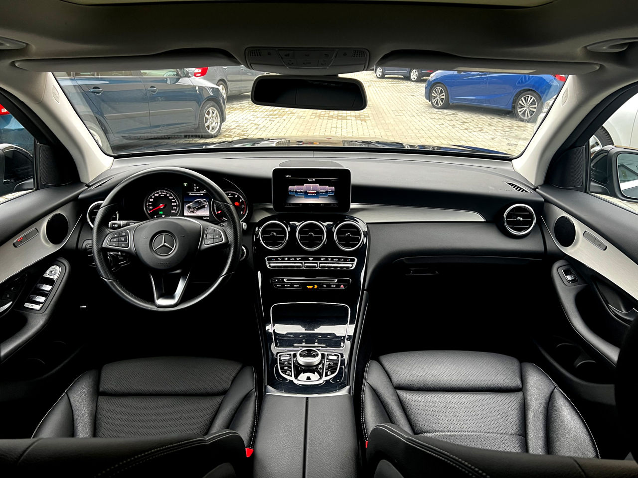 Mercedes GLC foto 4