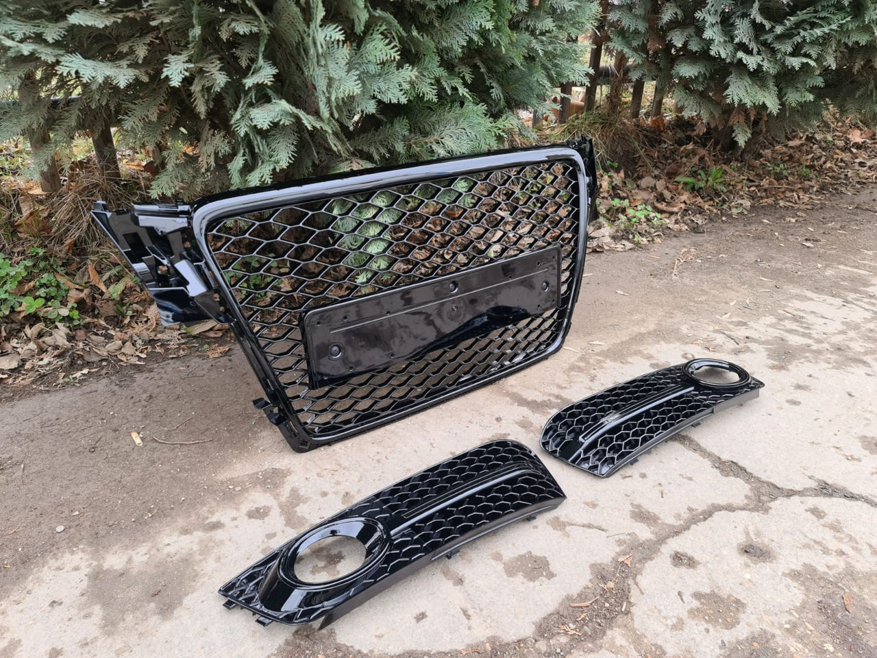Livrare gratuita Grila RS Audi A4 B8 (2007-2012) RS4 Design Negru Lucios foto 7