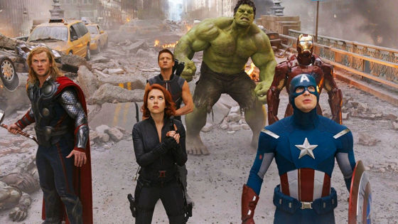 Frații Russo ar putea regiza noul „Avengers”.