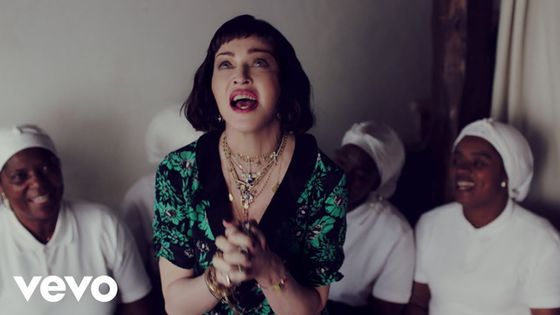 Madonna a lansat un videoclip incredibil pentru piesa „Batuka”