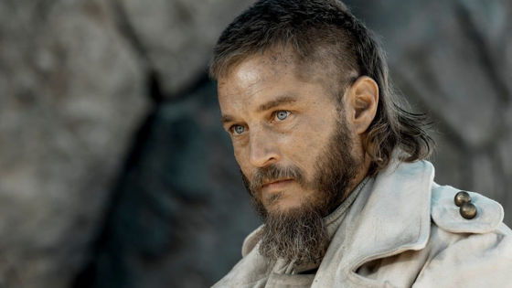 Travis Fimmel se va alătura distribuției serialului "Dune: Sisterhood"