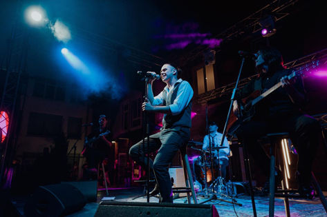 Satoshi îți deschide inima cu noua sa piesă și videoclip - Singur