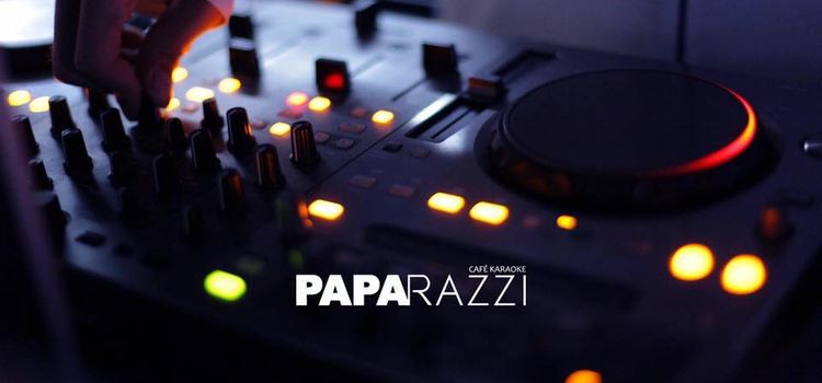 Paparazzi Cafe-Karaoke