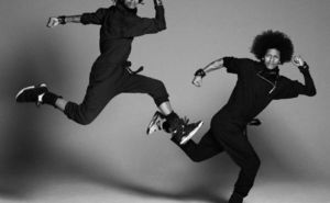 Невероятно синхронный танец от братьев-близнецов Les Twins. Видео