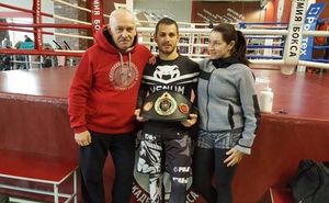 Олег Хохлов стал чемпионом мира по тайскому боксу (Видео)