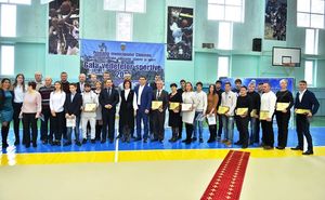 Cei mai buni 20 de sportivi și antrenori din Chișinău au primit premii