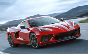 Новый Chevrolet Corvette Stingray: среднемоторная революция