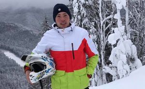Мотоспортсмен Михаил Кочу поздравляет всех с праздником Нового Года!