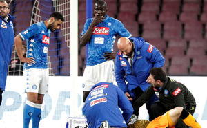 David Ospina, portarul echipei Napoli, accidentat la cap