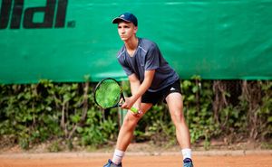 Aegon Junior Open: Mihail Brovinschi, în runda a doua la simplu