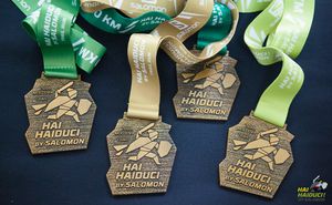 Official medal of “Hai Haiduci! by Salomon”