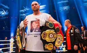 Tyson Fury revine în ring: ”Păstrați-mi centurile ”calde”, ele aparțin regelui!”