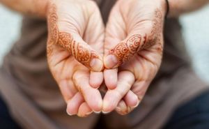 Yoga pentru degete: 6 mudre contra stresului