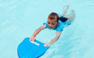 How to teach your child to swim?