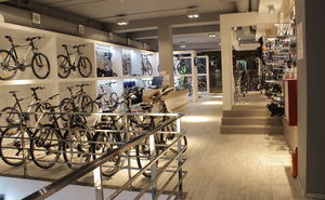 Bicycle dealership BIKESHOP – partner of Chisinau Criterium 2015