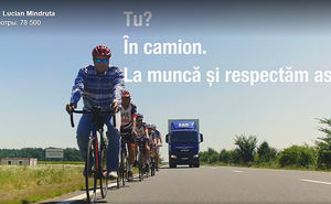 Video: Cum trebuie sa interactioneze camioanele si ciclistii pe drumuri
