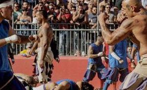 В Италии прошел фестиваль флорентийского футбола