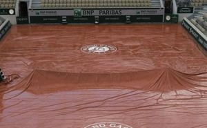 Ploaia dă peste cap turneul Grand Slam Roland Garros