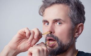 Cum se poate purifica eficient nazofaringele: practică de yoga