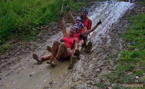 S-a încheiat cea de-a doua cursă în noroi „Glodiator Mud Race 2019”!