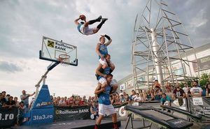 Команда Dunking Devils представила трюки ко Дню железнодорожника (видео)