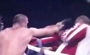 Caz incredibil în sport: Un boxer şi-a bătut antrenorul în ring